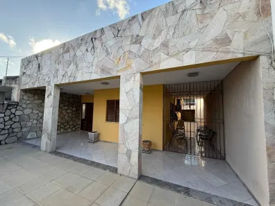 Casa com 3 Quartos à venda, 140m² no Pereira Lobo, Aracaju