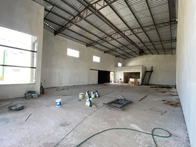 Galpão / Depósito / Armazém para alugar, 309m² no Ipanema, Araçatuba