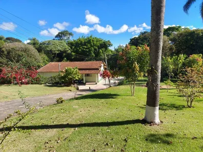 Fazenda / Sítio / Chácara com 3 Quartos à venda, 3936m² no Paruru, Ibiúna
