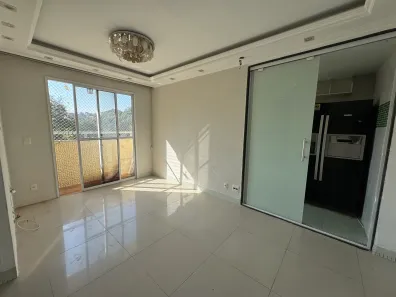 Apartamento com 2 Quartos para alugar, 56m² no Centro, Duque de Caxias
