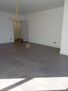 Conjunto Comercial / Sala para alugar, 42m² no Aterrado, Volta Redonda