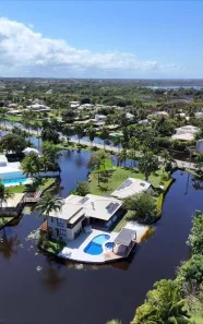 Casa de Condomínio com 5 Quartos à venda, 1000m² no Jardim Limoeiro, Camaçari