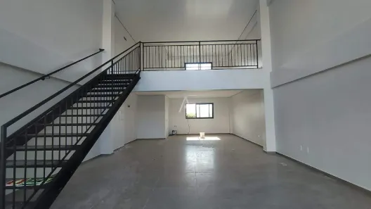 Conjunto Comercial / Sala para alugar, 200m² no Vila Pioneiro, Toledo