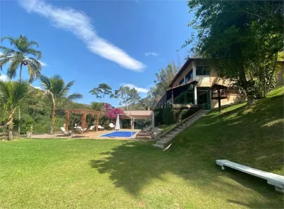 Fazenda / Sítio / Chácara com 3 Quartos à venda, 600m² no Ipiabas, Barra do Piraí