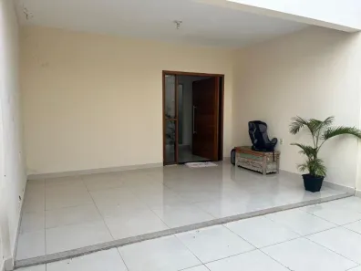 Sobrado com 3 Quartos à venda, 178m² no Parque São Pedro, Cosmópolis