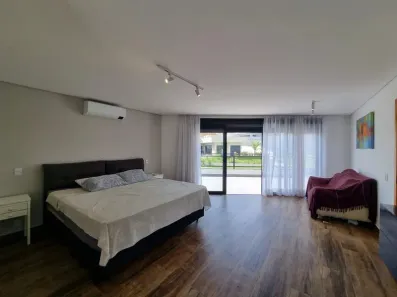 Casa de Condomínio com 3 Quartos à venda, 380m² no Santa Isabel, Louveira