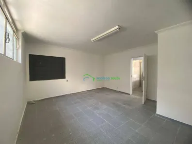 Conjunto Comercial / Sala para alugar, 30m² no Centro, Carapicuíba