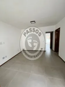 Casa de Condomínio com 2 Quartos para alugar, 70m² no Meudon, Teresópolis