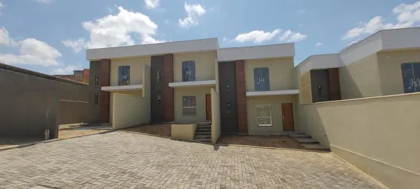 Casa de Condomínio com 2 Quartos à venda, 85m² no Roma, Volta Redonda
