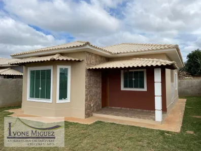 Casa de Condomínio com 2 Quartos à venda, 80m² no Arcozelo, Paty do Alferes