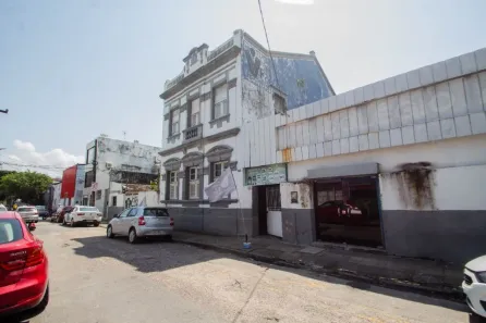 Prédio Inteiro à venda, 980m² no Soledade, Recife