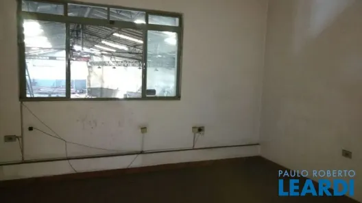 Galpão / Depósito / Armazém para alugar, 1400m² no Jardim Planalto, Arujá