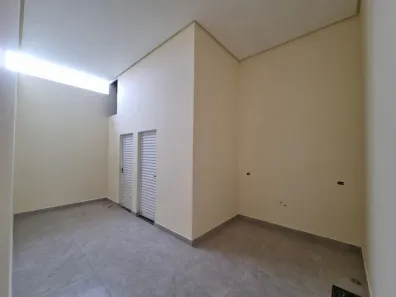 Loja / Salão / Ponto Comercial para alugar, 1m² no Vila Shangri-La, Apucarana