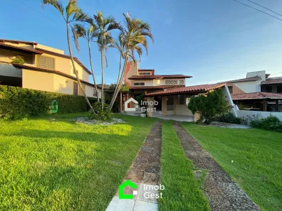 Casa de Condomínio com 3 Quartos para alugar, 247m² no Candelária, Natal