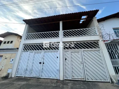 Casa com 4 Quartos para alugar, 110m² no Sagrada Família, Montes Claros