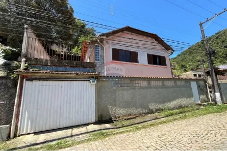Casa com 3 Quartos à venda, 239m² no Independência, Petrópolis