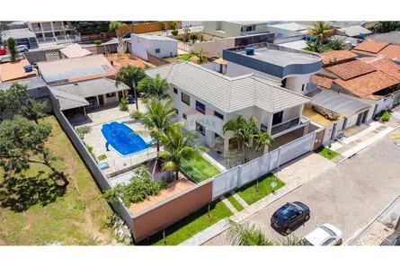 Casa de Condomínio com 6 Quartos à venda, 579m² no Região dos Lagos, Brasília