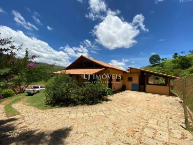 Fazenda / Sítio / Chácara com 4 Quartos à venda, 450m² no Pedro do Rio, Petrópolis