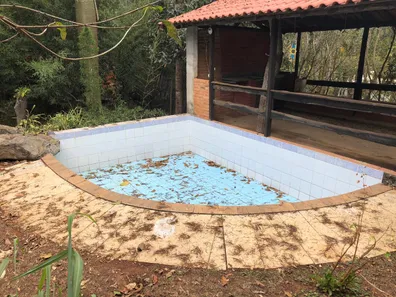 Fazenda / Sítio / Chácara com 4 Quartos à venda, 300m² no Área Rural de Viçosa, Viçosa