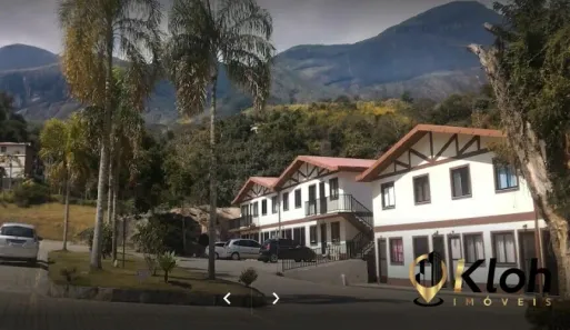 Apartamento com 2 Quartos à venda, 70m² no Samambaia, Petrópolis