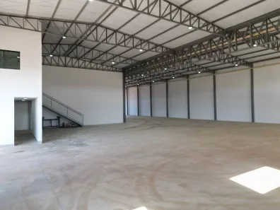 Galpão / Depósito / Armazém para alugar, 1035m² no Zona Rural, Hidrolândia