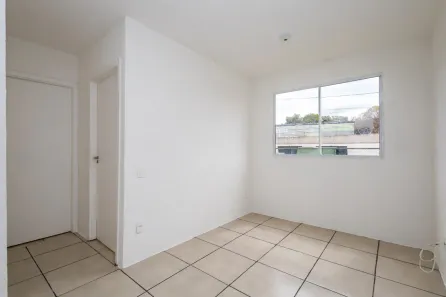 Apartamento com 2 Quartos para alugar, 39m² no Guaraituba, Colombo