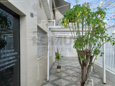 Casa com 4 Quartos à venda, 250m² no Jabotiana, Aracaju