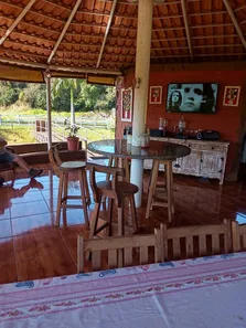 Fazenda / Sítio / Chácara com 3 Quartos à venda, 200m² no Centro, Ibiporã