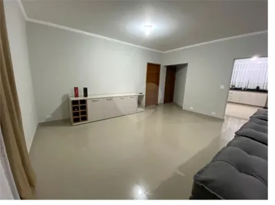 Fazenda / Sítio / Chácara com 3 Quartos à venda, 220m² no Jundiaizinho (Terra Preta), Mairiporã