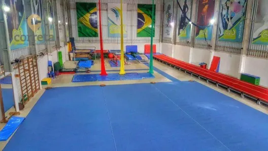 Galpão / Depósito / Armazém para alugar, 580m² no Residencial Praia Âncora, Rio das Ostras