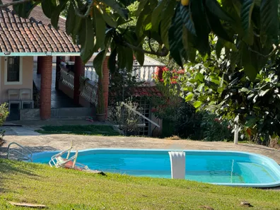 Fazenda / Sítio / Chácara com 3 Quartos à venda, 1000m² no Ibiúna, Ibiúna