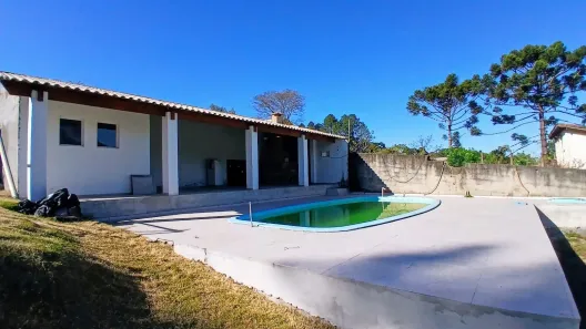 Fazenda / Sítio / Chácara com 5 Quartos para venda ou aluguel, 350m² no Curral, Ibiúna