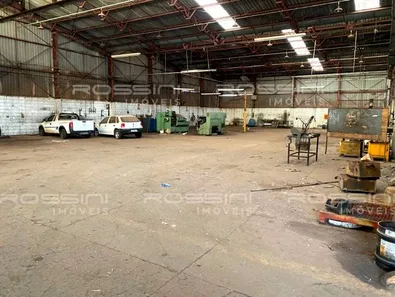Loja / Salão / Ponto Comercial para venda ou aluguel, 6590m² no , Serrana