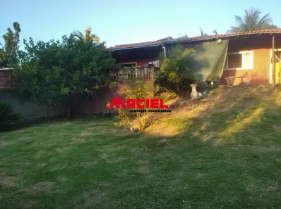 Fazenda / Sítio / Chácara com 2 Quartos à venda, 100m² no Padre Marcelo, Caçapava