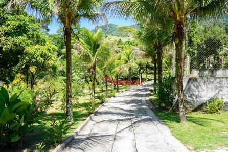 Fazenda / Sítio / Chácara com 4 Quartos à venda, 400m² no Cachoeiros, Macaé