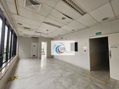 Conjunto Comercial / Sala para alugar, 300m² no Vila Olímpia, São Paulo