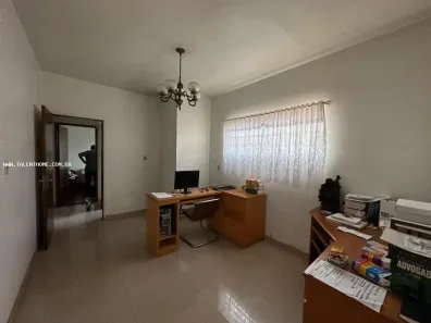 Casa com 3 Quartos à venda, 90m² no Brasília, Londrina