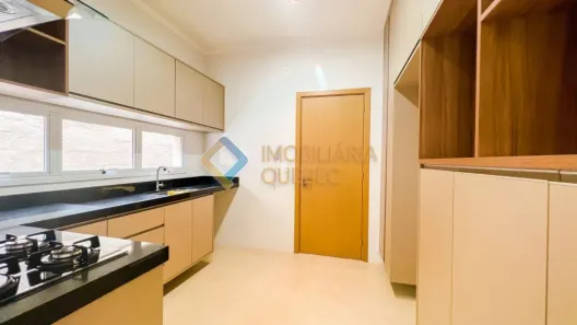 Casa de Condomínio com 3 Quartos para alugar, 156m² no Fazenda Santa Maria, Cravinhos