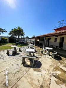 Fazenda / Sítio / Chácara com 3 Quartos para alugar, 450m² no Vila Menino Jesus, Caçapava