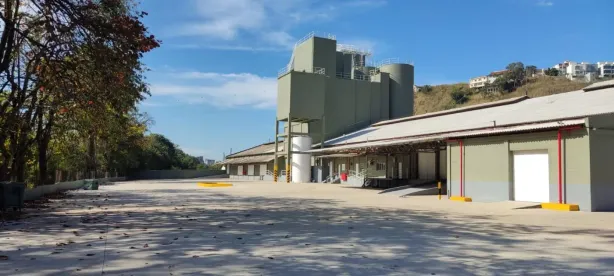 Galpão / Depósito / Armazém com 1 Quarto para alugar, 10000m² no Barbara, Barra Mansa