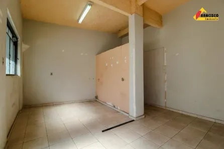 Loja / Salão / Ponto Comercial à venda, 26m² no Centro, Divinópolis