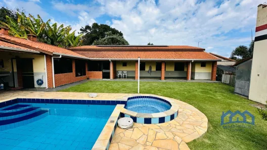 Fazenda / Sítio / Chácara com 3 Quartos à venda, 1100m² no , Mairinque