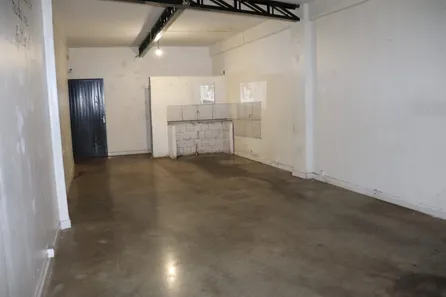 Loja / Salão / Ponto Comercial para alugar, 50m² no Aquilles Sthengel, Londrina