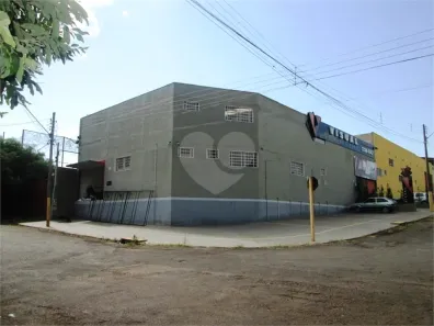 Galpão / Depósito / Armazém para venda ou aluguel, 862m² no Jardim Rafaela Amoroso Micelli, Araraquara