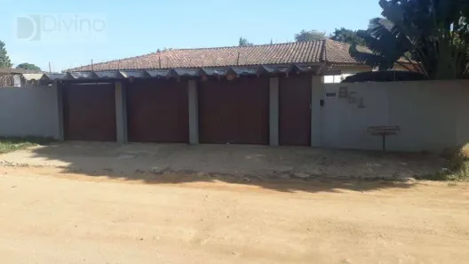 Fazenda / Sítio / Chácara com 5 Quartos para venda ou aluguel, 400m² no Jd N Sra Salete, Araçoiaba da Serra