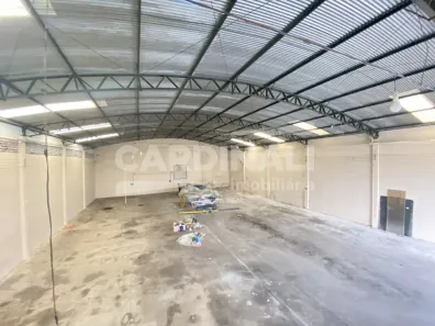 Galpão / Depósito / Armazém para alugar, 730m² no Jardim Novo Horizonte, São Carlos