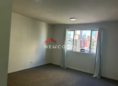 Kitnet à venda, 25m² no Centro, Curitiba