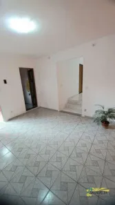 Casa com 2 Quartos para alugar, 50m² no Taboão, Diadema