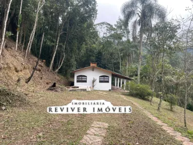 Fazenda / Sítio / Chácara com 7 Quartos à venda, 20000m² no Centro, Juquitiba