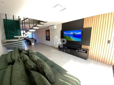 Sobrado com 3 Quartos à venda, 132m² no Da Praia Grande, São Francisco do Sul